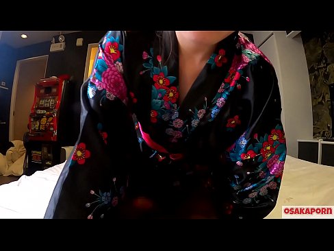 ❤️ Ko te kotiro cosplay rangatahi e pai ana ki te moe wahine ki te korikori me te pupuhi i roto i te wahine hoiho me te pupuhi. Kotiro Ahia he Topanga puhuruhuru me te tits ataahua i roto i nga kakahu Japanese tuku iho i roto i te ataata runaruna e whakaatu ana i te titoo me nga taonga taakaro Fuck. Sakura 3 OSAKAORN. Fucking i a matou ❌❤